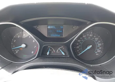 2012 Ford Focus Se z USA, uszkodzony, nr VIN 1FAHP3F29CL111826